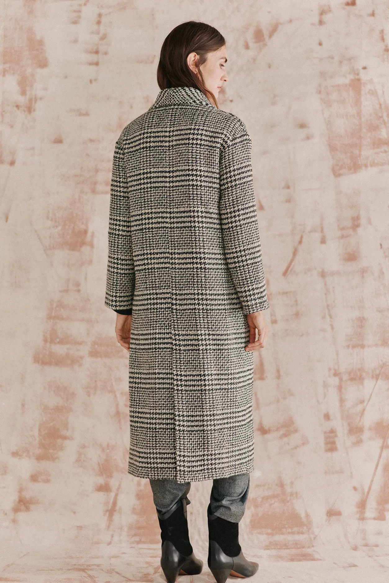 ada_abrigo_largo_de_cuadr_8.webp Sale Ada. Abrigo largo de cuadros Mujer Abrigos Y Chaquetas