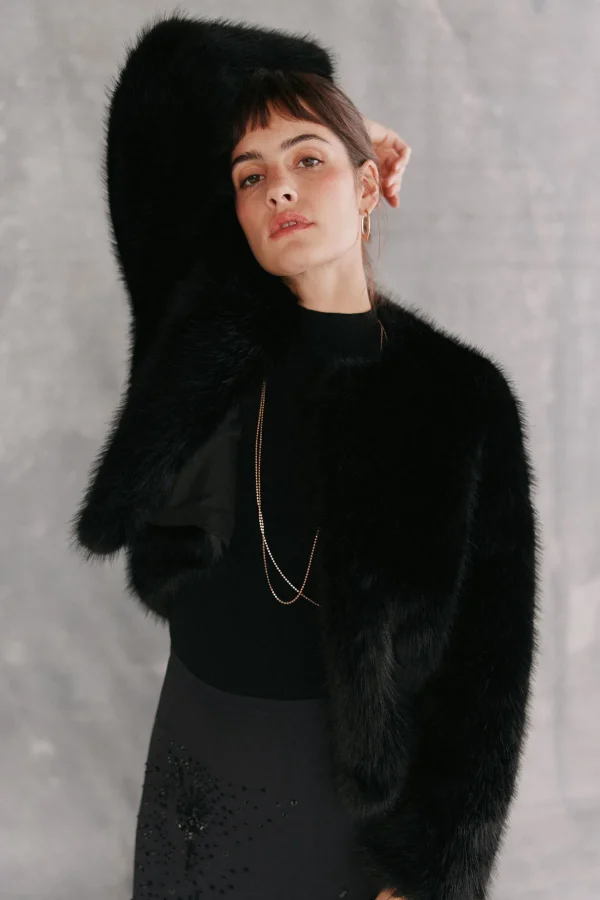 Discount Anna. Chaqueta corta de pelo sintético Mujer Abrigos Y Chaquetas