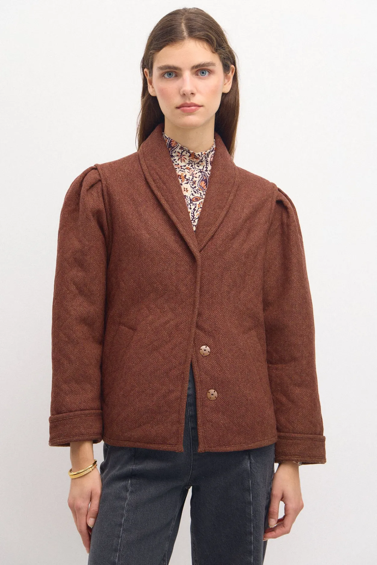 ava_abrigo_corto_de_fanta_5.webp Cheap Ava. Abrigo corto de fantasía Mujer Abrigos Y Chaquetas