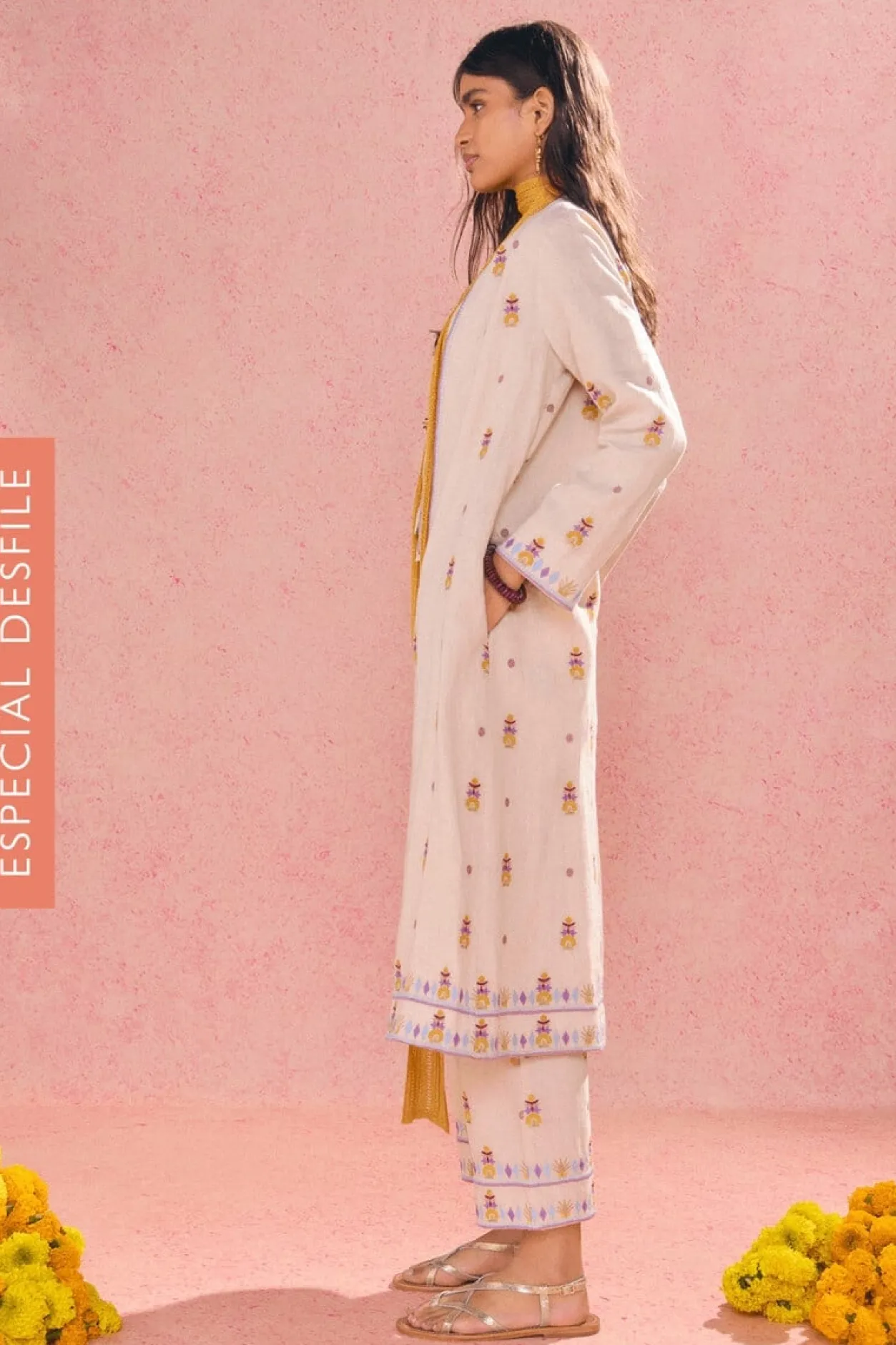 carmina_kimono_largo_de_l_8.webp Cheap Carmina. Kimono largo de lino bordado Mujer Vestidos Y Monos | Abrigos Y Chaquetas