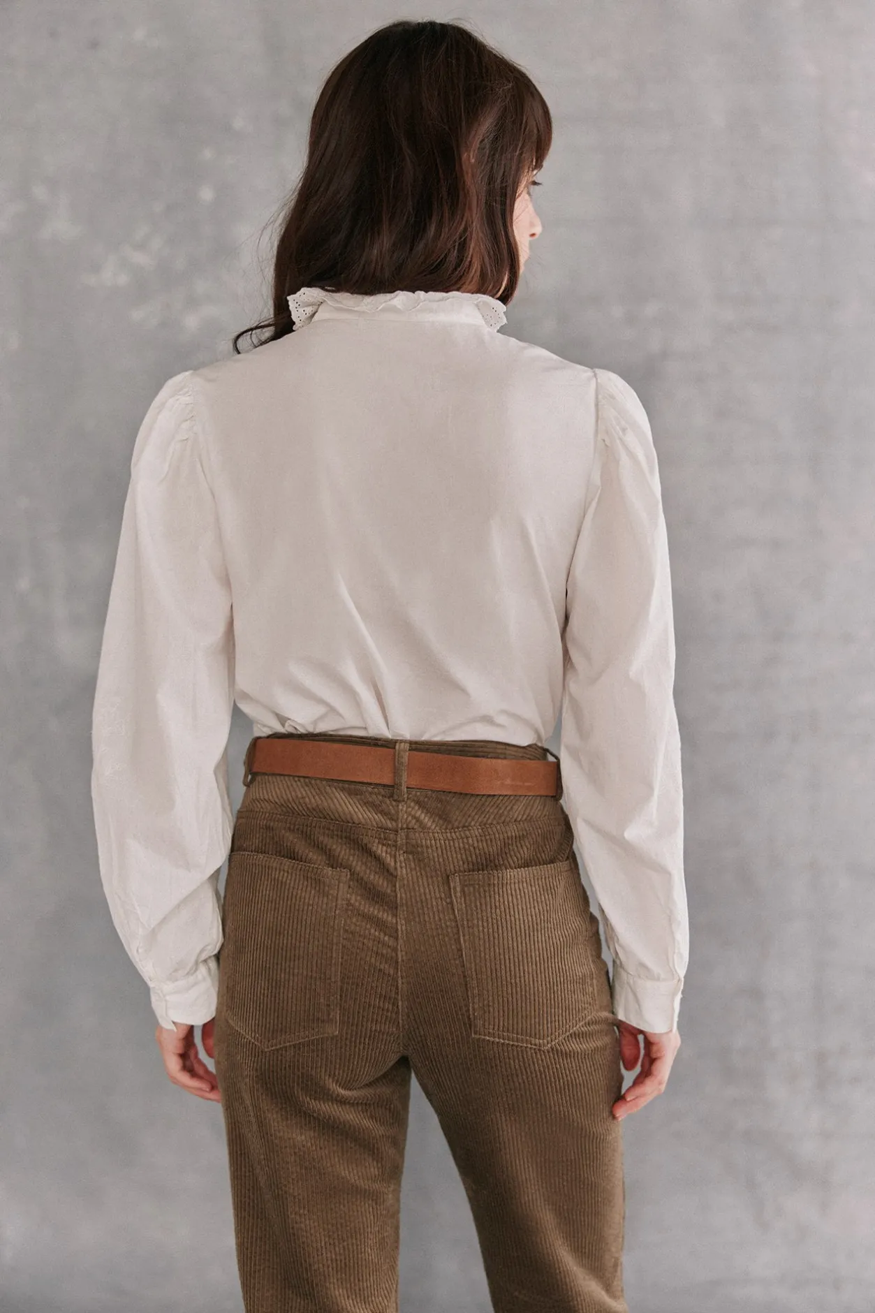 corina_blusa_bordada_5.webp Shop Corina. Blusa bordada. Mujer Blusas Y Camisas