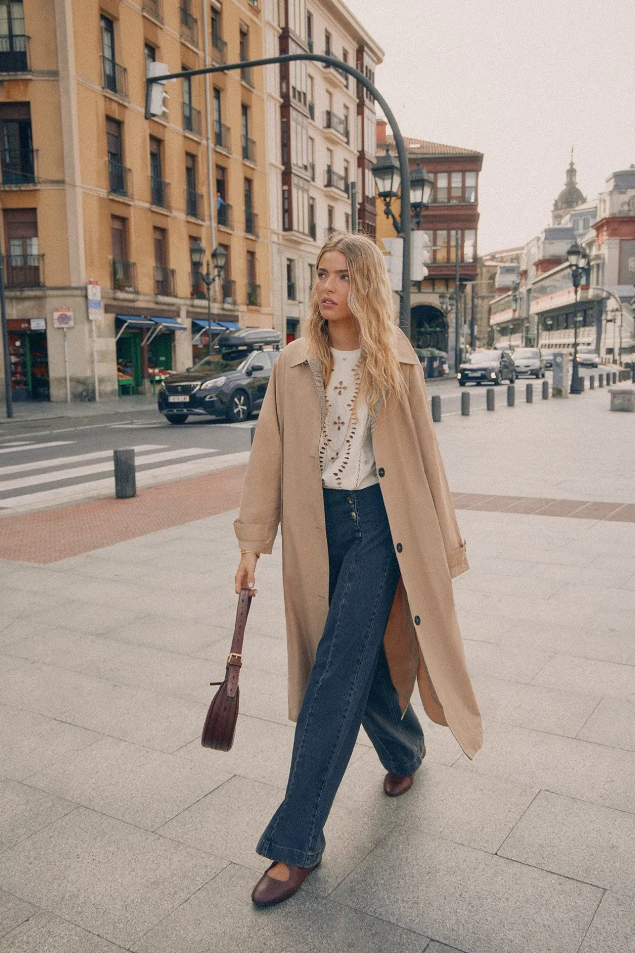 danae_gabardina_larga_ove_0.webp Store Danae. Gabardina larga oversize Mujer Abrigos Y Chaquetas