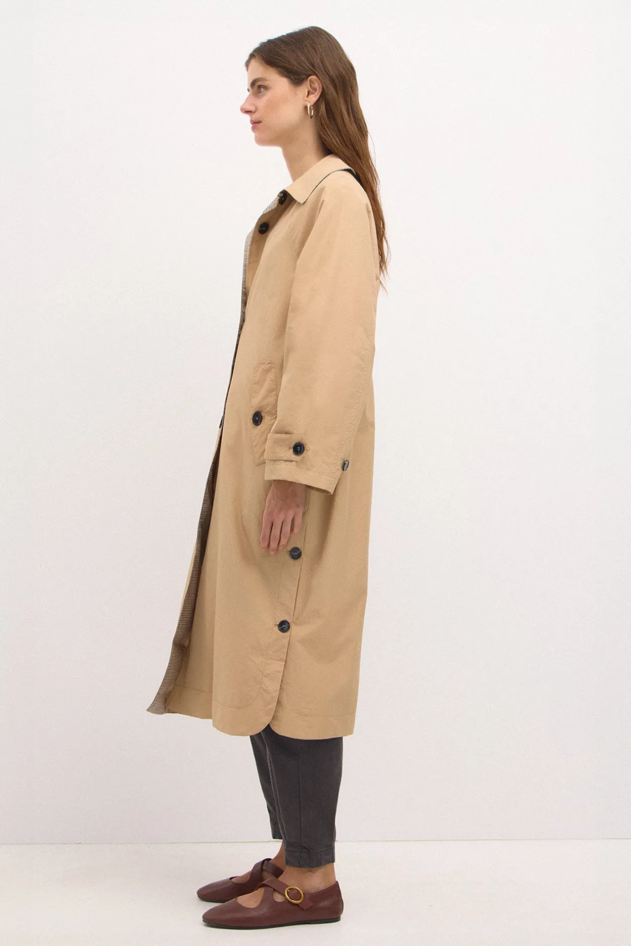danae_gabardina_larga_ove_5.webp Store Danae. Gabardina larga oversize Mujer Abrigos Y Chaquetas
