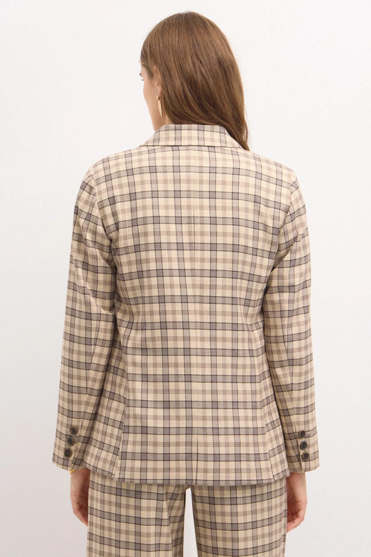 estela_americana_de_cuadr_3.webp Outlet Estela. Americana de cuadros Mujer Blazers