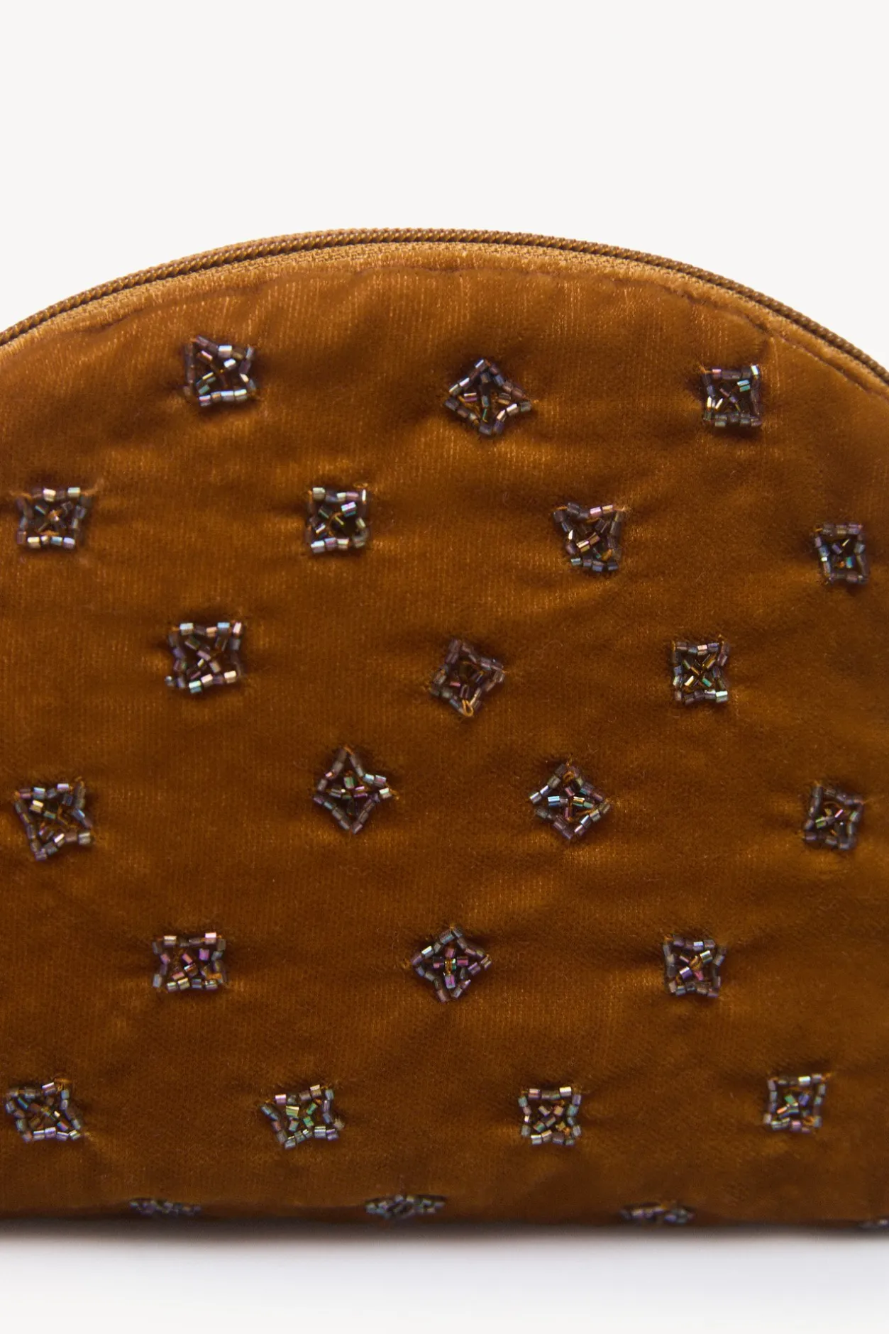 leonor_cartera_terciopelo_2.webp Hot Leonor. Cartera terciopelo abalorios Mujer Bolsos Y Accesorios
