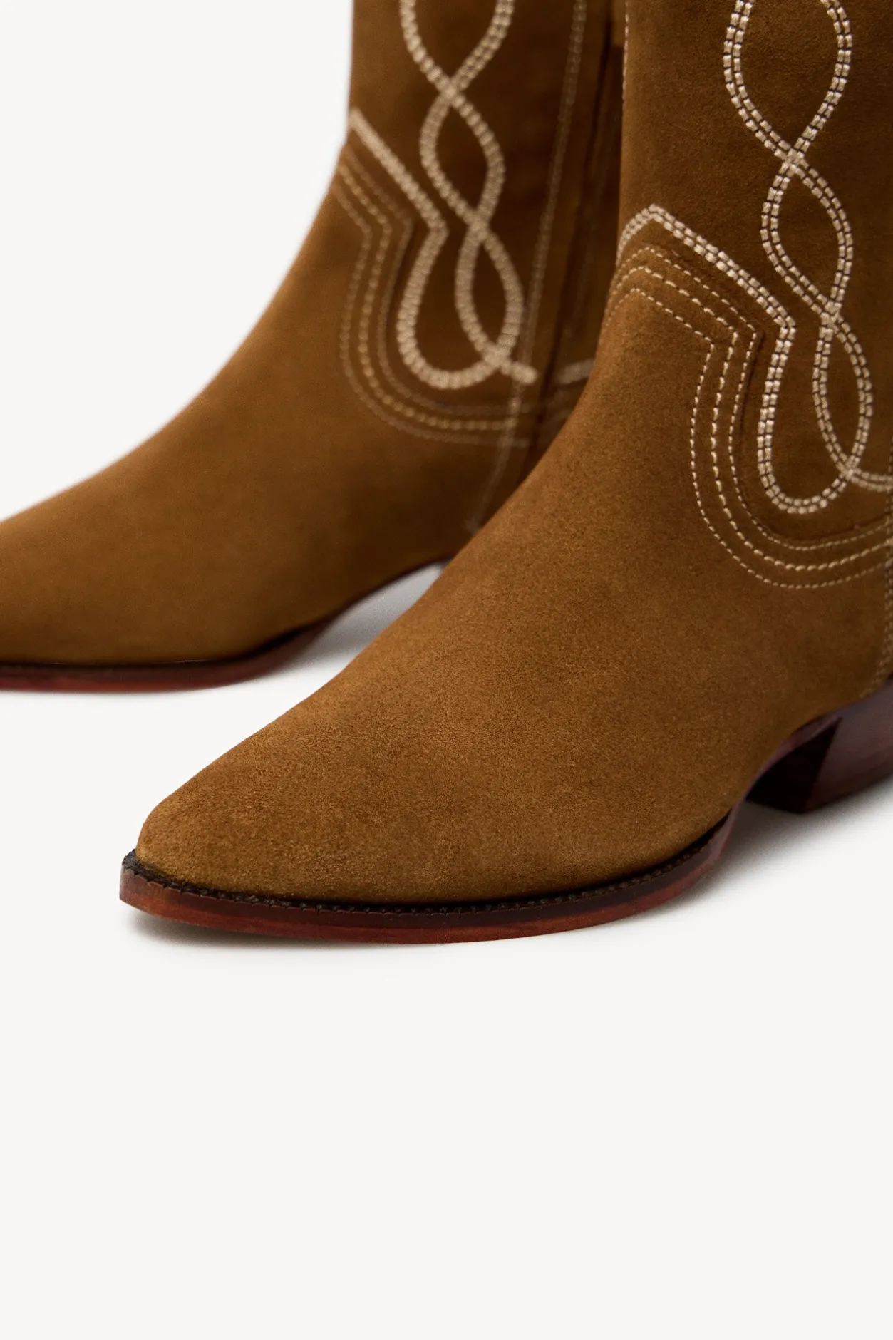macarena_botines_de_serra_3.webp Cheap Macarena. Botines de serraje Mujer Zapatos
