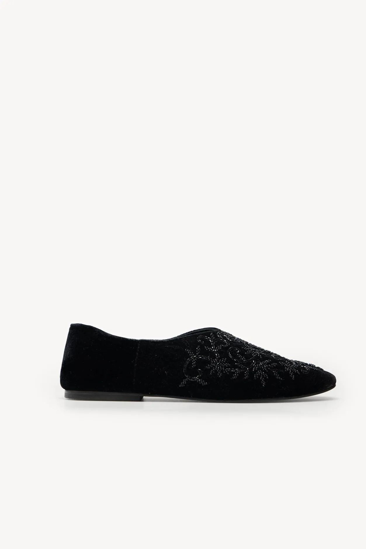 maira_babuchas_de_terciop_0.webp Shop Maira. Babuchas de terciopelo Mujer Zapatos
