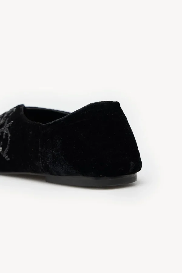 Shop Maira. Babuchas de terciopelo Mujer Zapatos