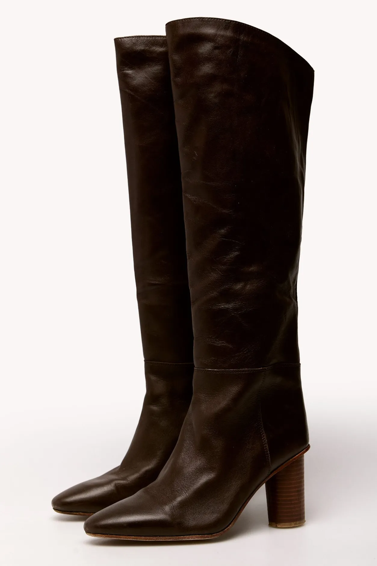 noemi_botas_piel_caa_alta_5.webp Outlet Noemi. Botas piel caña alta Mujer Zapatos