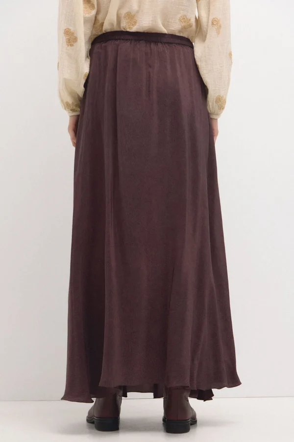 Flash Sale Ofra. Falda capa Mujer Faldas