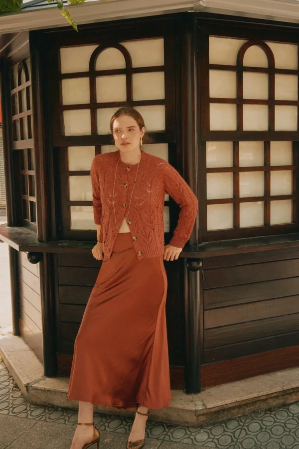 Cheap Olaia. Falda satinada Mujer Faldas
