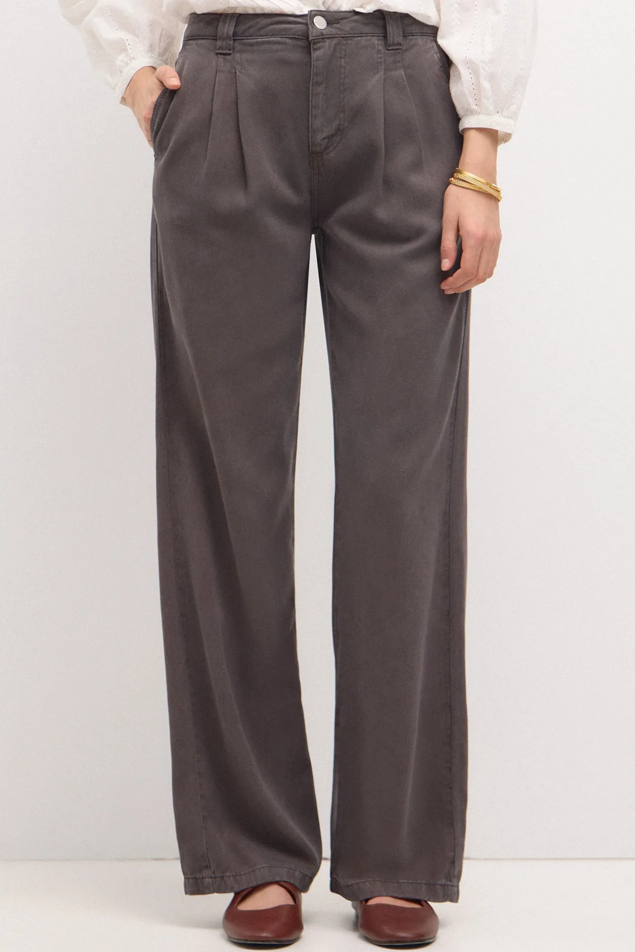olaia_pantaln_fluido_en_t_1.webp Best Sale Olaia. Pantalón fluido en tencel Mujer Pantalones