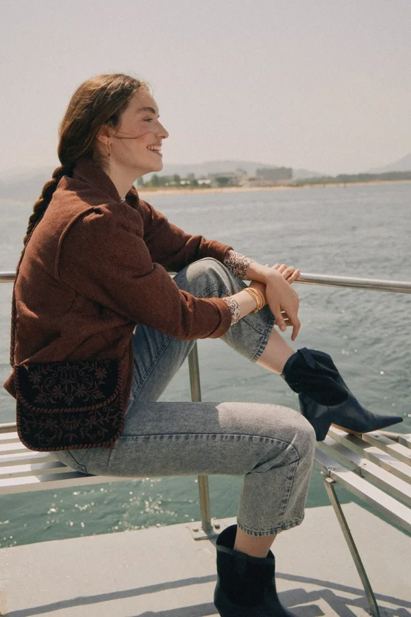 New Olinda. Jeans rectos con cortes Mujer Jeans | Pantalones