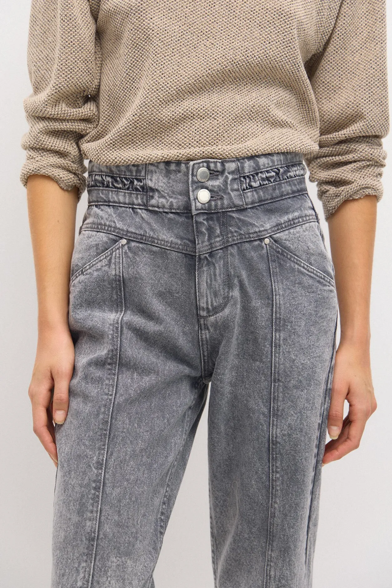olinda_jeans_rectos_con_c_3.webp New Olinda. Jeans rectos con cortes Mujer Jeans | Pantalones