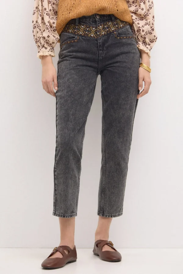 Discount Omelia. Jeans mom con bordados Mujer Jeans | Pantalones
