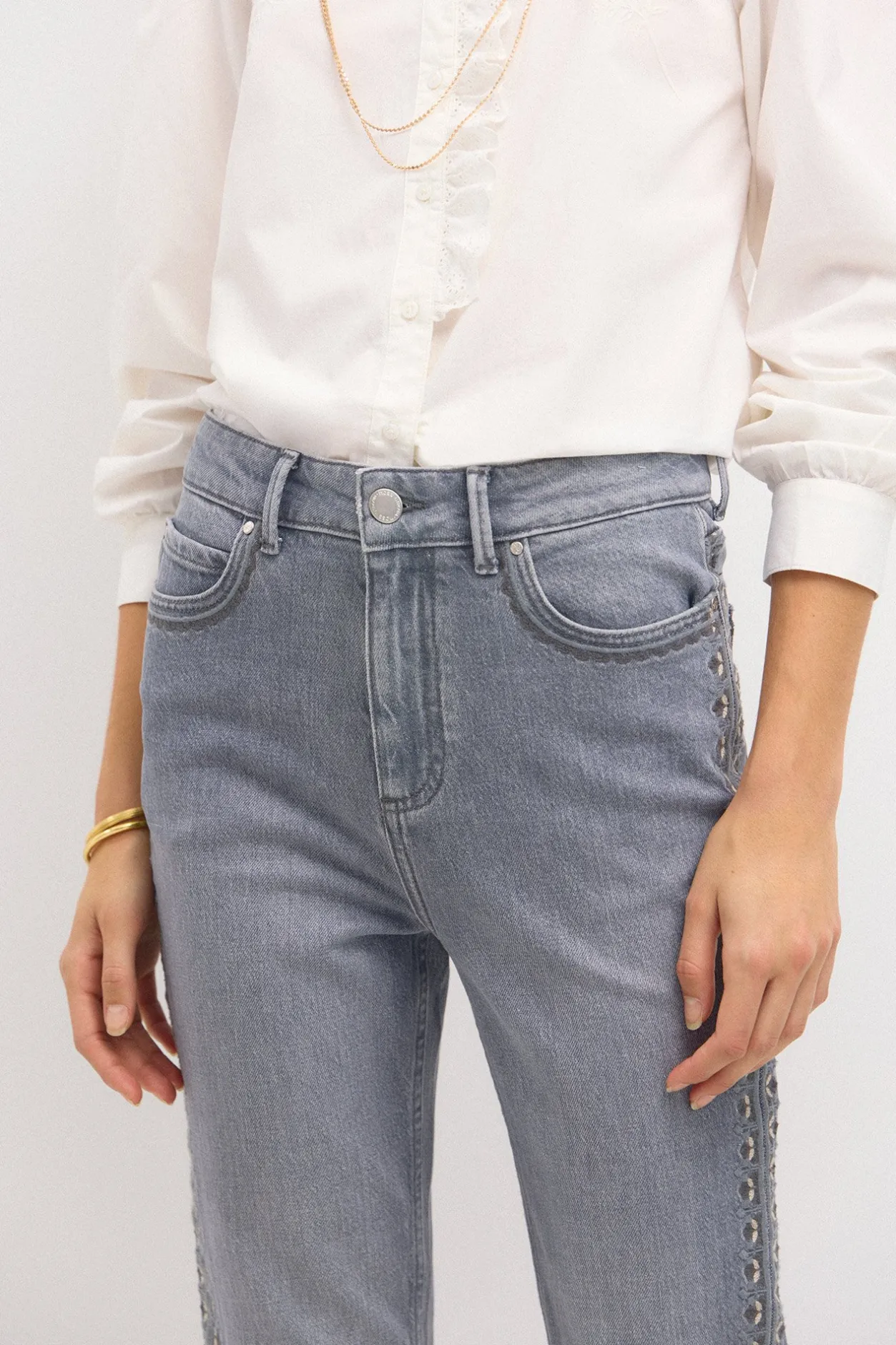 ondina_jeans_con_corte_de_4.webp Fashion Ondina. Jeans con corte de bota Mujer Jeans | Pantalones