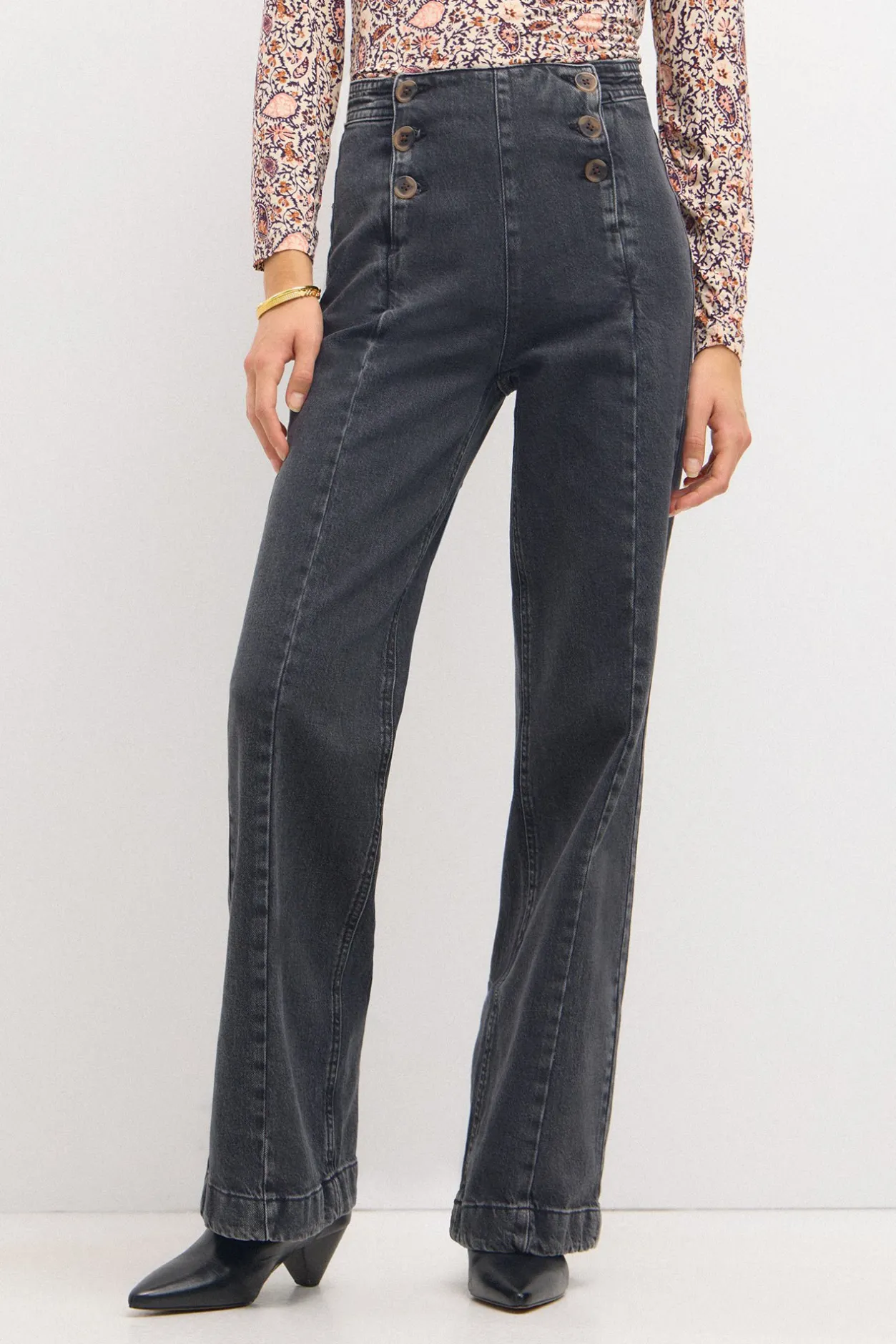 oriana_jeans_amplios_con__3.webp Best Oriana. Jeans amplios con botones Mujer Jeans | Pantalones