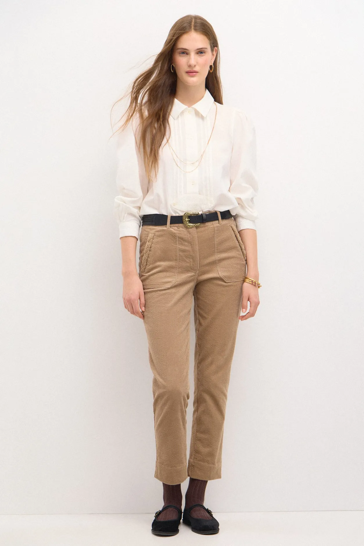 padme_pantaln_recto_de_pa_0.webp Store Padme. Pantalón recto de pana Mujer Pantalones