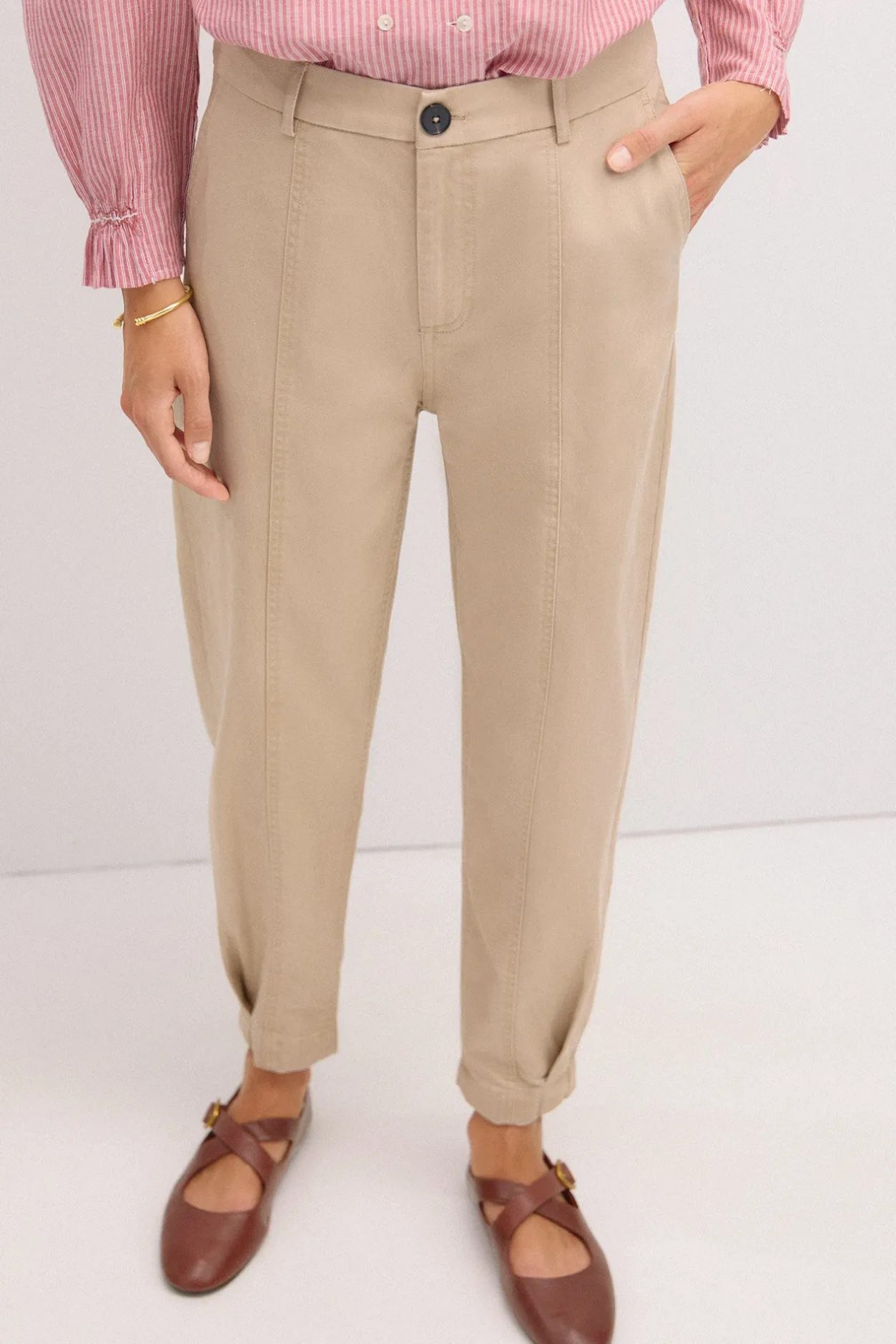 paloma_pantaln_de_algodn__1.webp Cheap Paloma. Pantalón de algodón con pinzas Mujer Pantalones