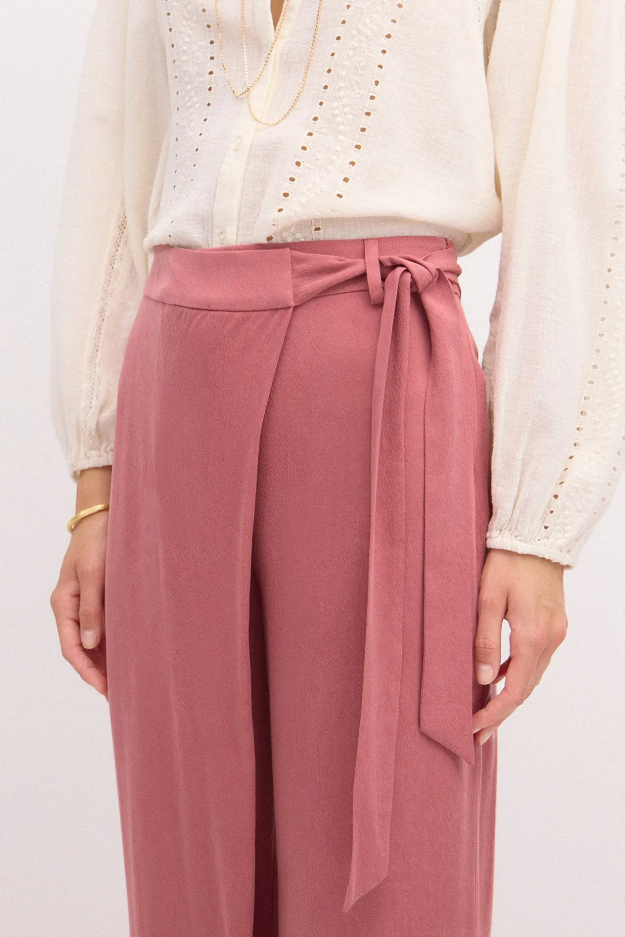paula_pantaln_ancho_cruza_2.webp Best Paula. Pantalón ancho cruzado Mujer Pantalones