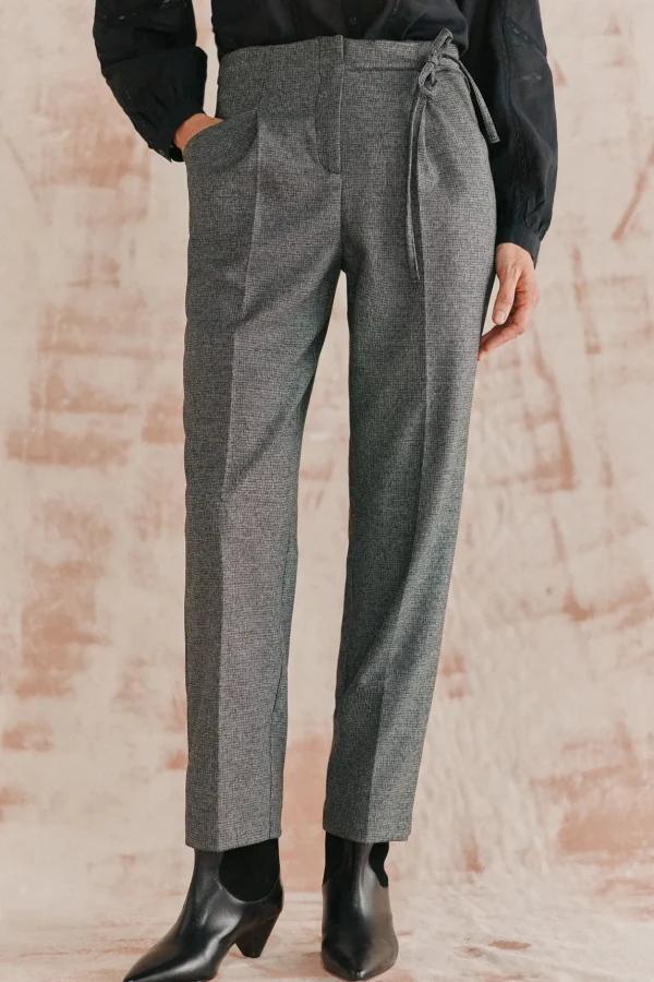 Shop Piedad. Pantalón de cuadros con lazada Mujer Pantalones