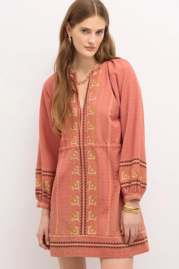 Shop Rina. Vestido corto bordado. Mujer Vestidos Y Monos