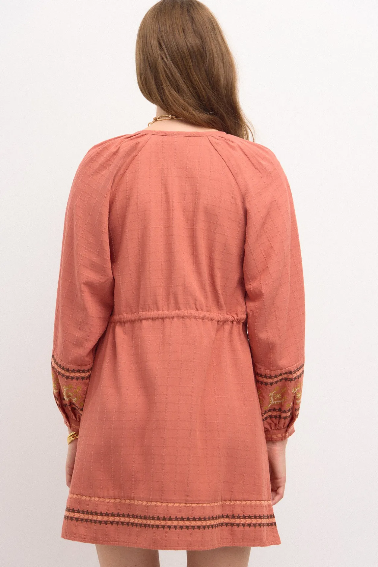 rina_vestido_corto_bordad_4.webp Shop Rina. Vestido corto bordado. Mujer Vestidos Y Monos