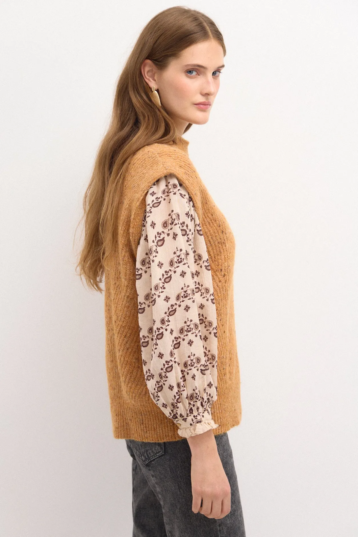tayra_chaleco_oversize_2.webp Clearance Tayra. Chaleco oversize Mujer Chalecos | Jerséis Y Cárdigans