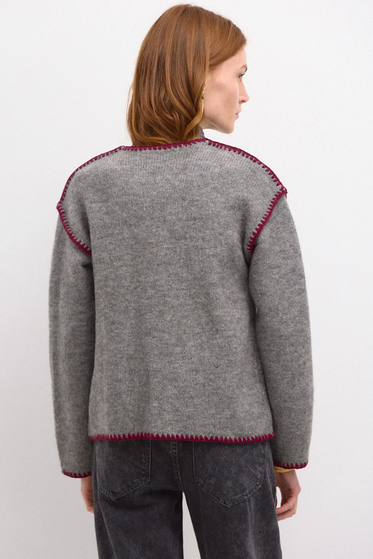 tesira_chaqueta_de_punto__3.webp Online Tesira. Chaqueta de punto bordada Mujer Jerséis Y Cárdigans