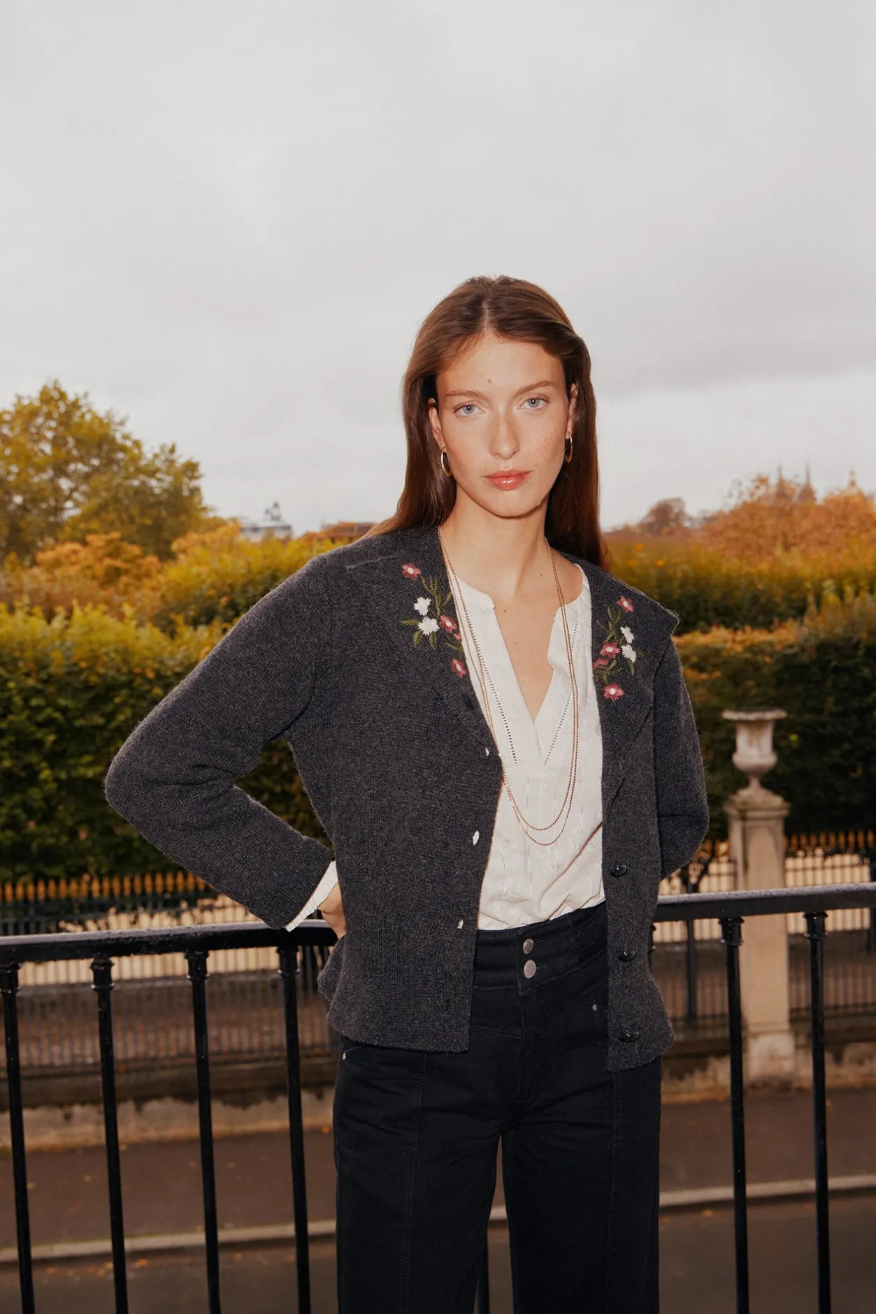 tessa_chaqueta_de_punto_b_0.webp New Tessa. Chaqueta de punto bordada Mujer Jerséis Y Cárdigans