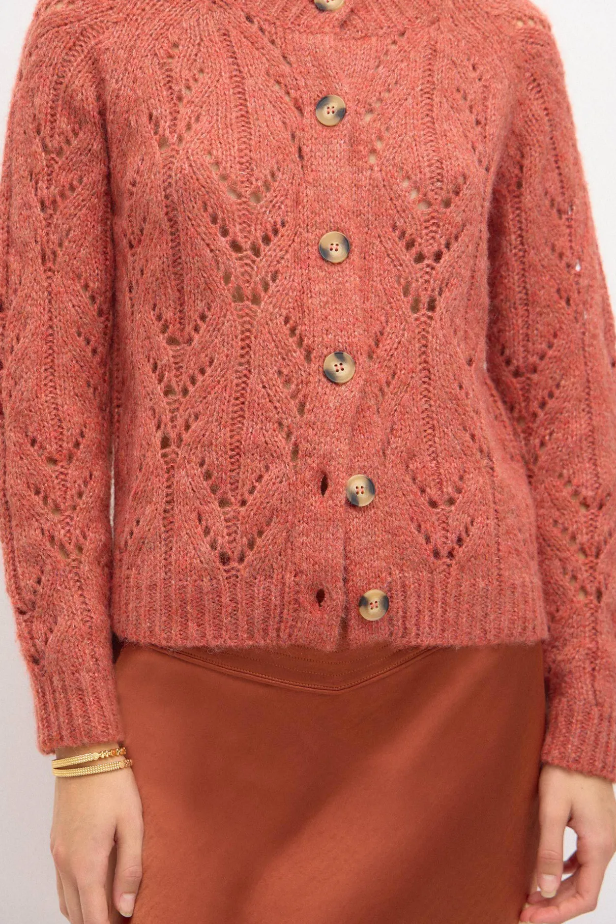 tricia_chaqueta_de_punto__2.webp Outlet Tricia. Chaqueta de punto calado Mujer Jerséis Y Cárdigans